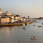 Casa Pirilampo Ferragudo (Faro)