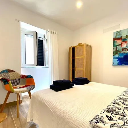 Casa Pirilampo Ferragudo Holiday home Ferragudo (Faro)