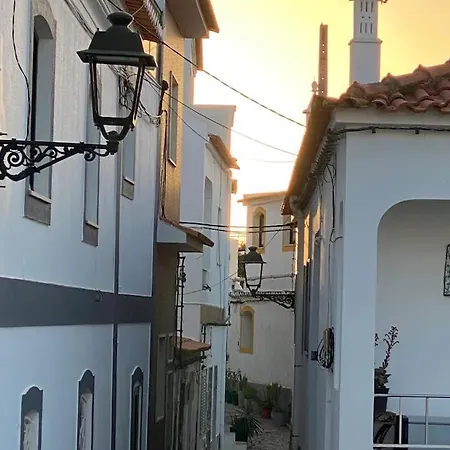 Casa Pirilampo Ferragudo Holiday home *
